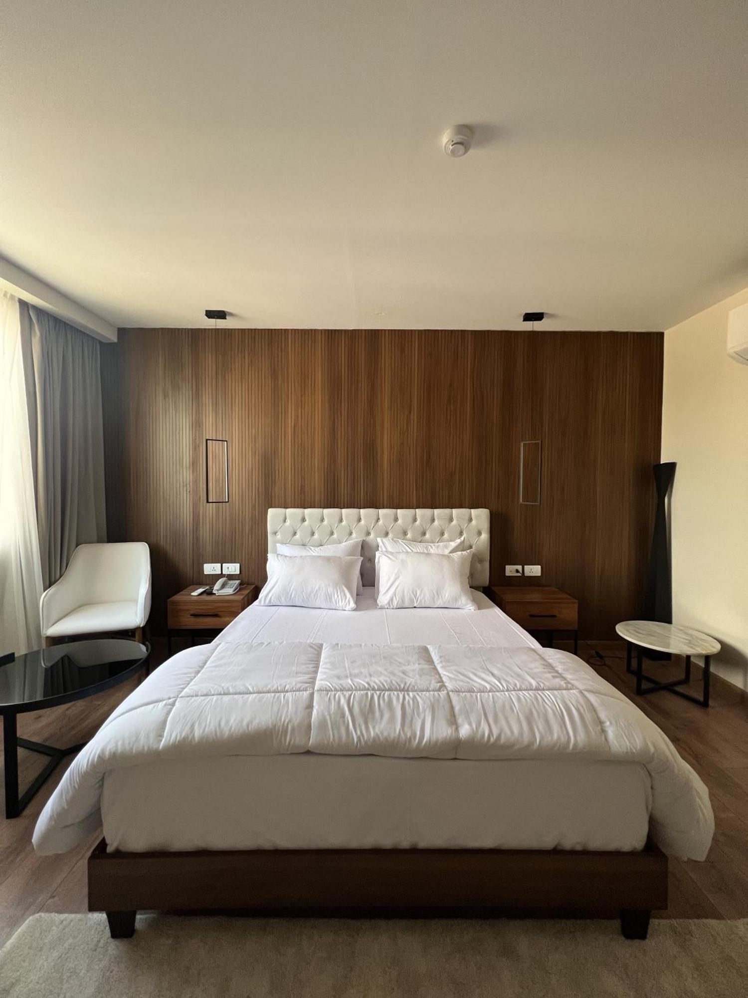 The Home Boutique Hotel Pyramids Inn Kafrat al Jabal Bagian luar foto